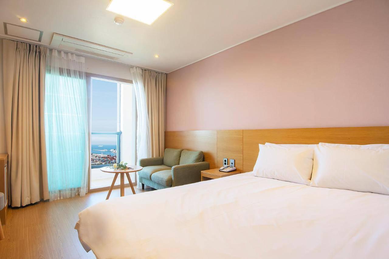 Sims Hotel Jeju Exterior photo