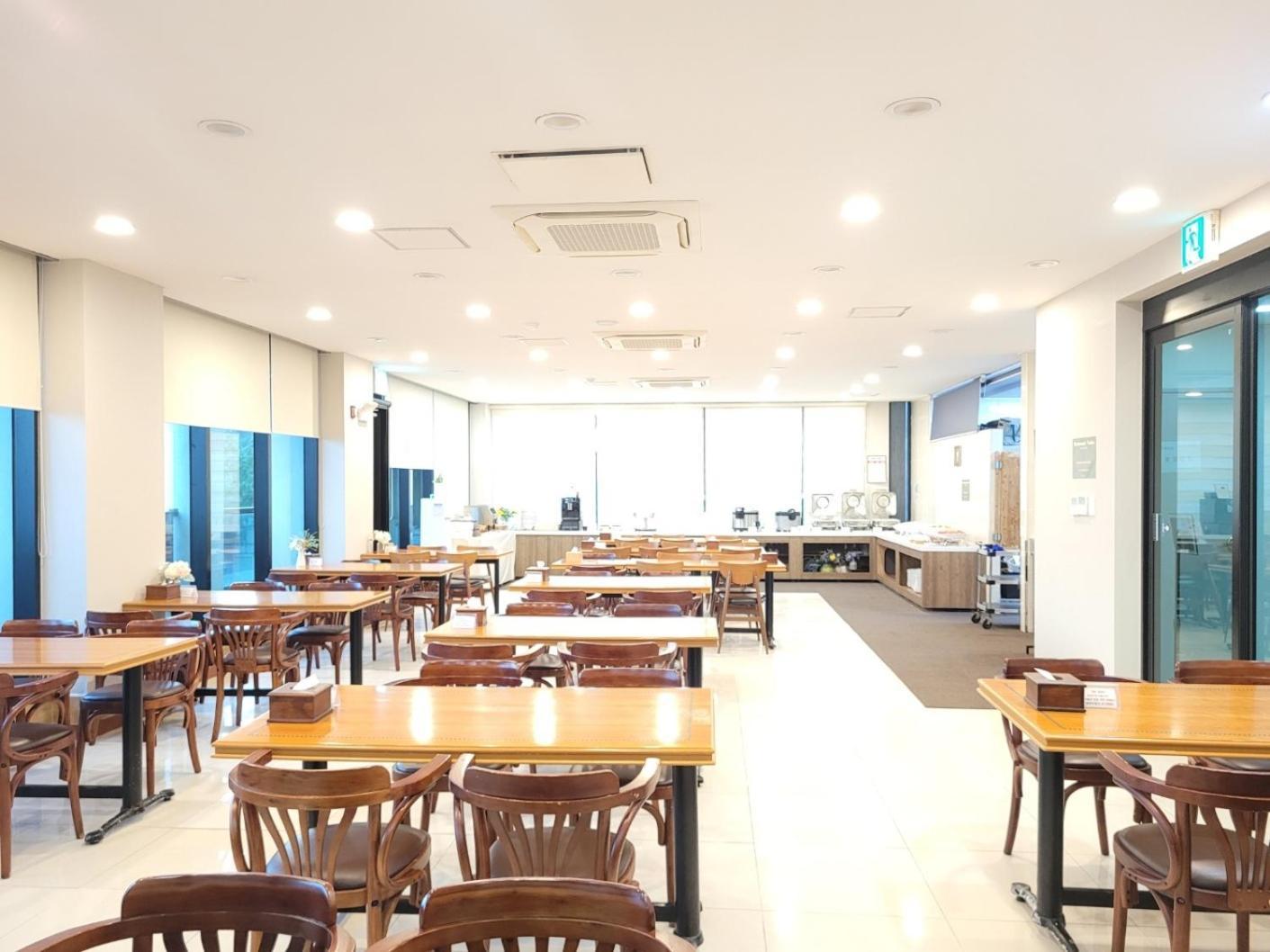 Sims Hotel Jeju Exterior photo